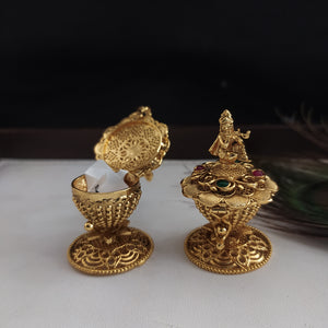 Antique Sindhoor Dabi with Krishna Sitting Design