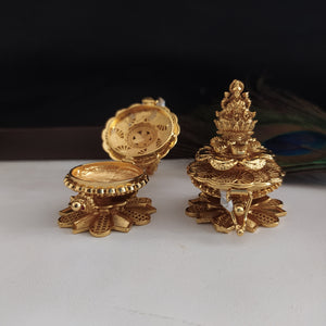 Antique Sindhoor Dabi with Lakshmi Motif