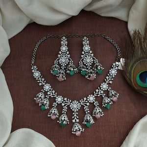 Black Rhodium Zircon Victorian Necklace Set with Floral Design