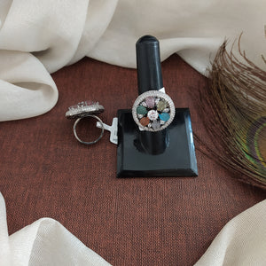 Elegant Black Rhodium Victorian Finger Rings with Sparkling Zircon Stones