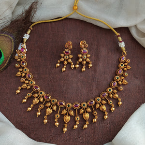 Antique Kemp and Green Stone Necklace Set with Matching Earrings – Without Goddess Motifs