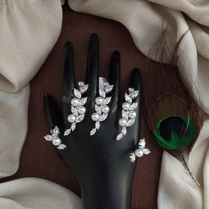 Aarohi Pearl Vine Knuckle Ring Set – Elegant Hand Jewellery