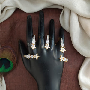 Aaradhya Four-Finger Knuckle Bracelet – Adjustable Hand Jewellery in Gold & Rhodium Finish