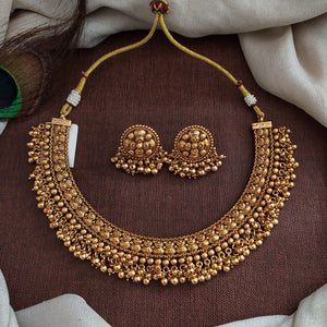 Elegant Plain Gold Necklace Set with Stud Earrings – Traditional Gold Look Jewellery