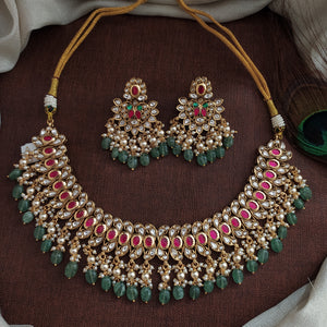 Traditional Paachi Kundan Jewellery Set – Handcrafted Bridal Necklace with Earrings