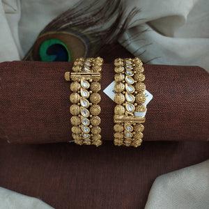 Antique Kundan Kada – White Kundan Stones | Screw-Type | Single Piece