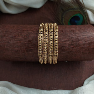 Plain Antique Bangle Set (4 Pieces) – Traditional Stackable Bridal Bangles