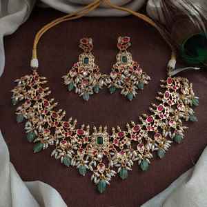 Traditional Jadau Kundan Guttapusalu Necklace Set with Rice Pearls & Strawberry Mint Beads