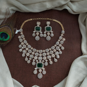 Bridal Heavy Zircon Necklace Set – Flexible Diamond Finish Beauty