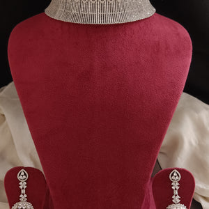 Beautiful Zircon Necklace With Earrings 
