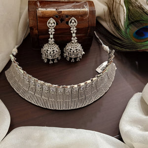 Beautiful Zircon Necklace With Earrings 