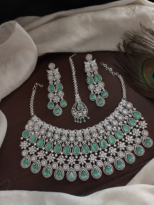 Beautiful necklace set with matching earrings tikka Sonal