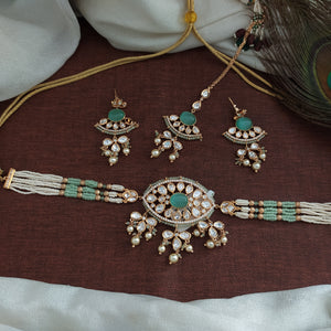 Beautiful Kundan Choker With A Matching Tikka And Earrings