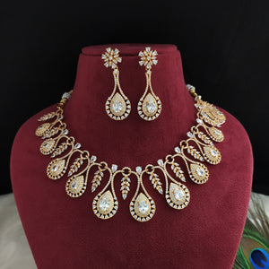 Beautiful Design Gold Plated Zircon Necklace 