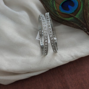 Elegant Design Silver Plated Zircon Bangles