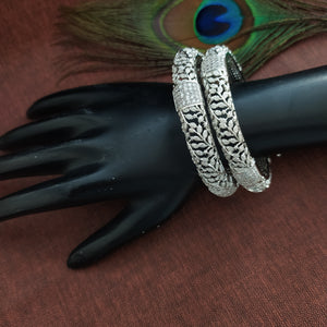 Magnificent leaves Design Silver Plated Zircon Bangles
